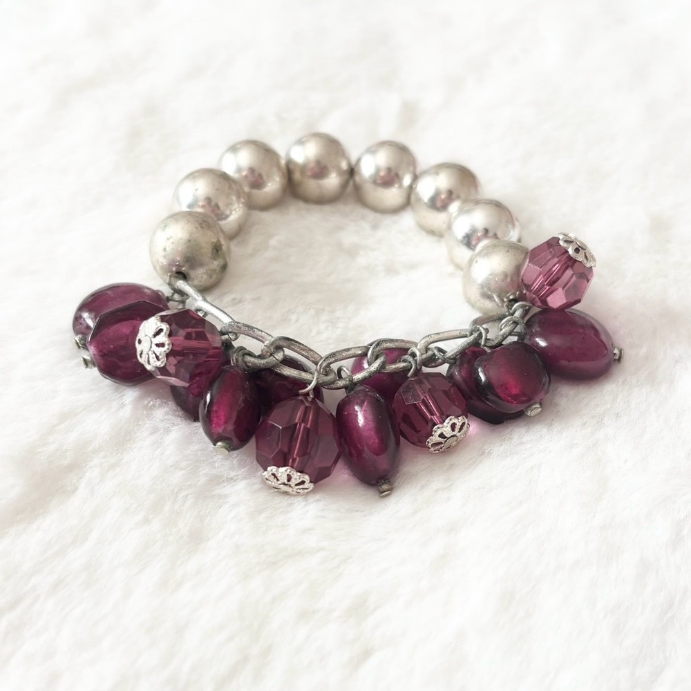 5/$15 🩷 MUST BUNDLE Vintage Elegant Silver and Purple Beaded Bracelet
